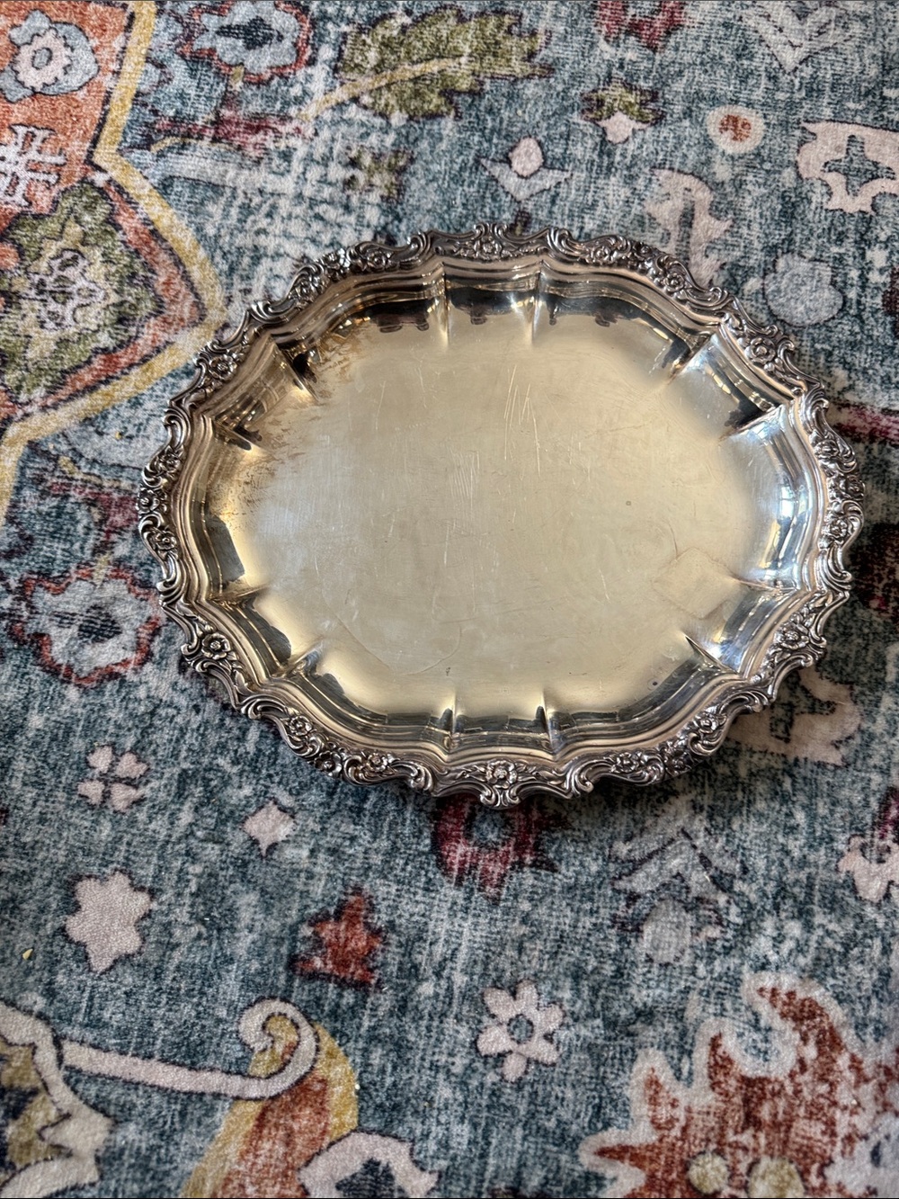 International Silver Co serving platter/tray stamped 6242 Silver plate thick